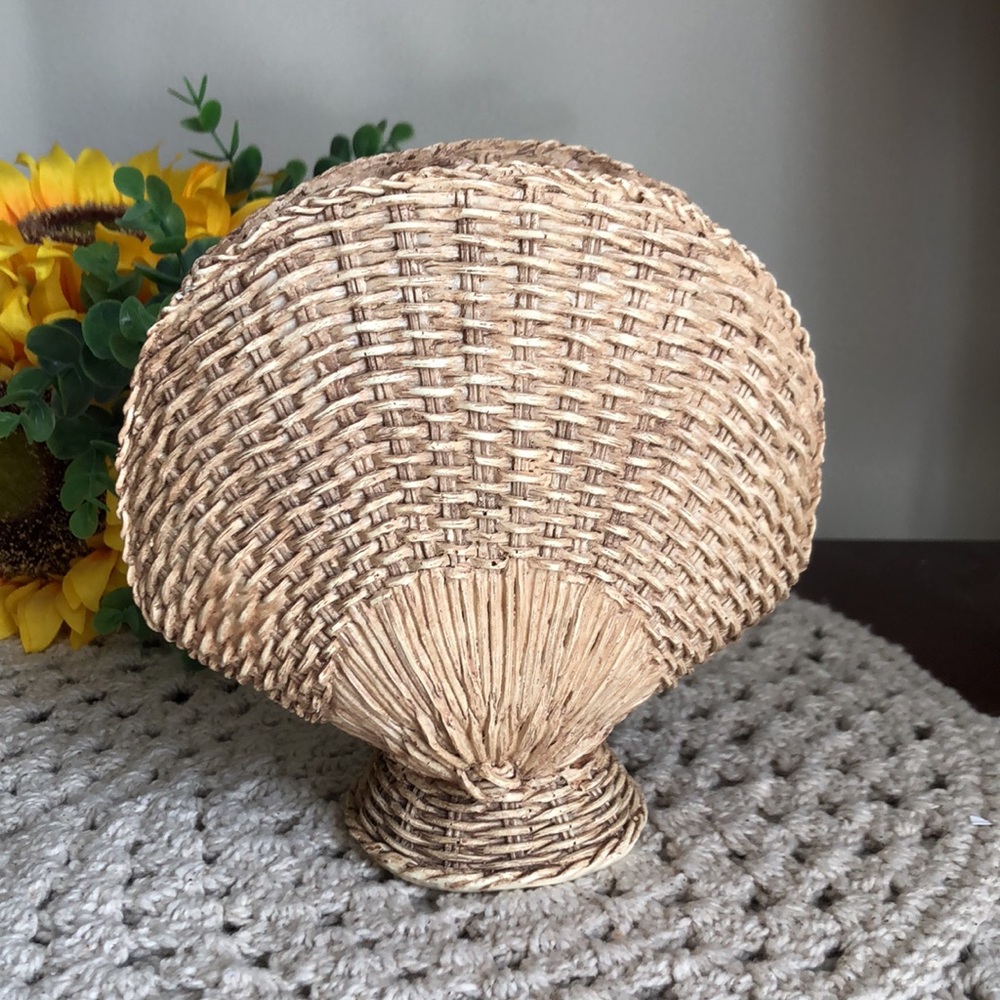 Resin Shell Home Decor - Picture 11 of 11